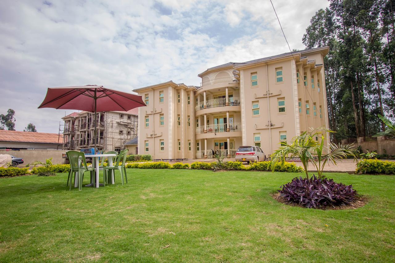 Heras Country Resort Kabale 외부 사진